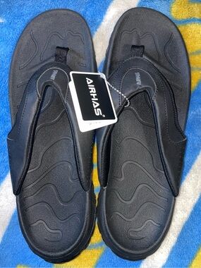 Men’s Black Comfort Flip-Flops